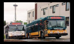 2004: The first GM hybrid delivered to Seattle, looking very much like a traditional bus (http://editorial.autos.msn.com/article.aspx?cp-documentid=435202) 